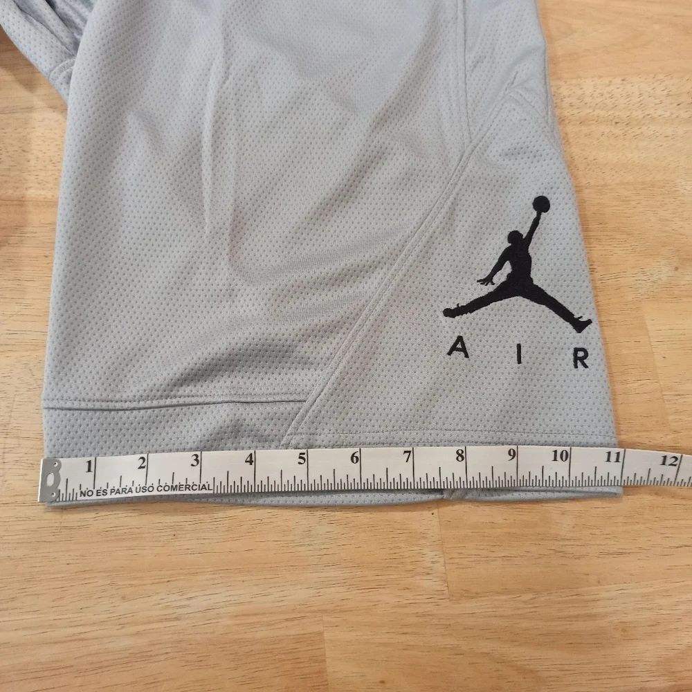 Nike Air Jordan Dri-Fit Triangle Basketball Shorts Grey men’s S, NWT - Picture 15 of 16